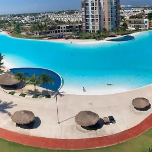 Dream Family Vacations , Cancun Mexico