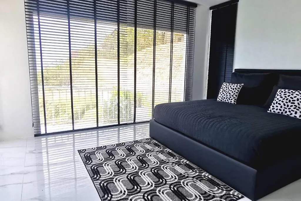 Baankuer Hill Pool Villa Ko Lanta تايلاند