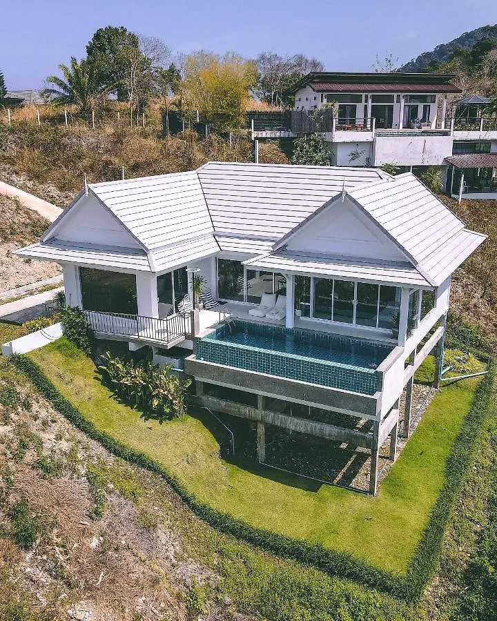 Baankuer Hill Pool Villa Koh Lanta